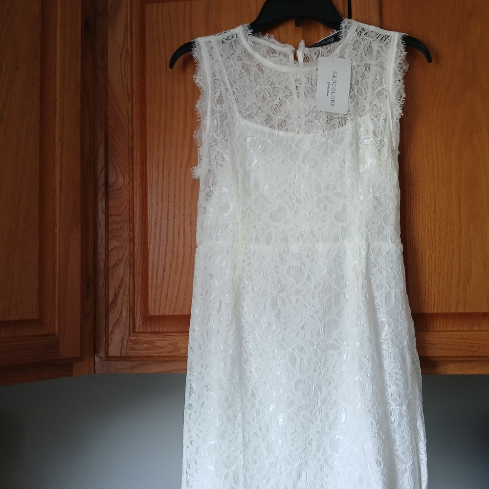Chic White Lace Mini Dress